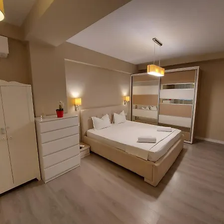 Sirius Mamaia * Constanta